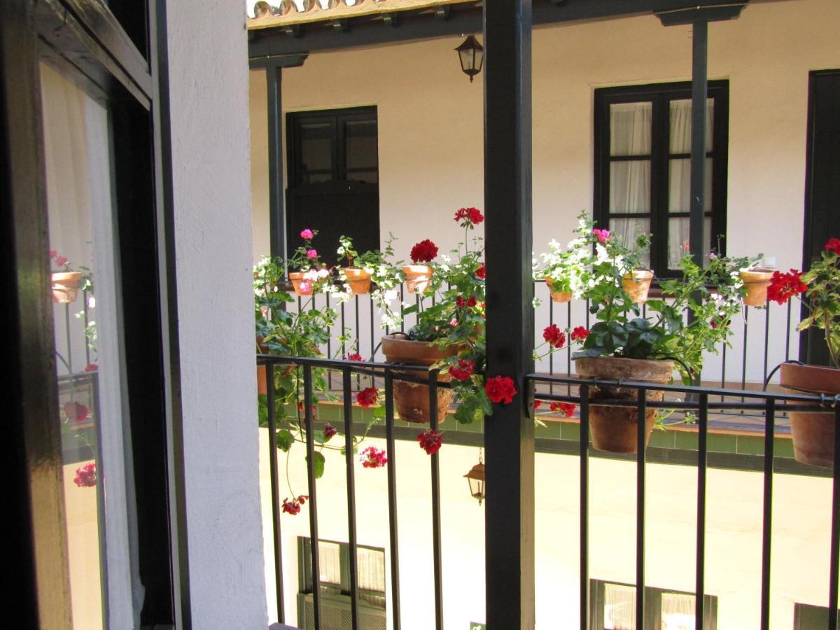 Apartamento Alameda Apartment Sevilla Bagian luar foto
