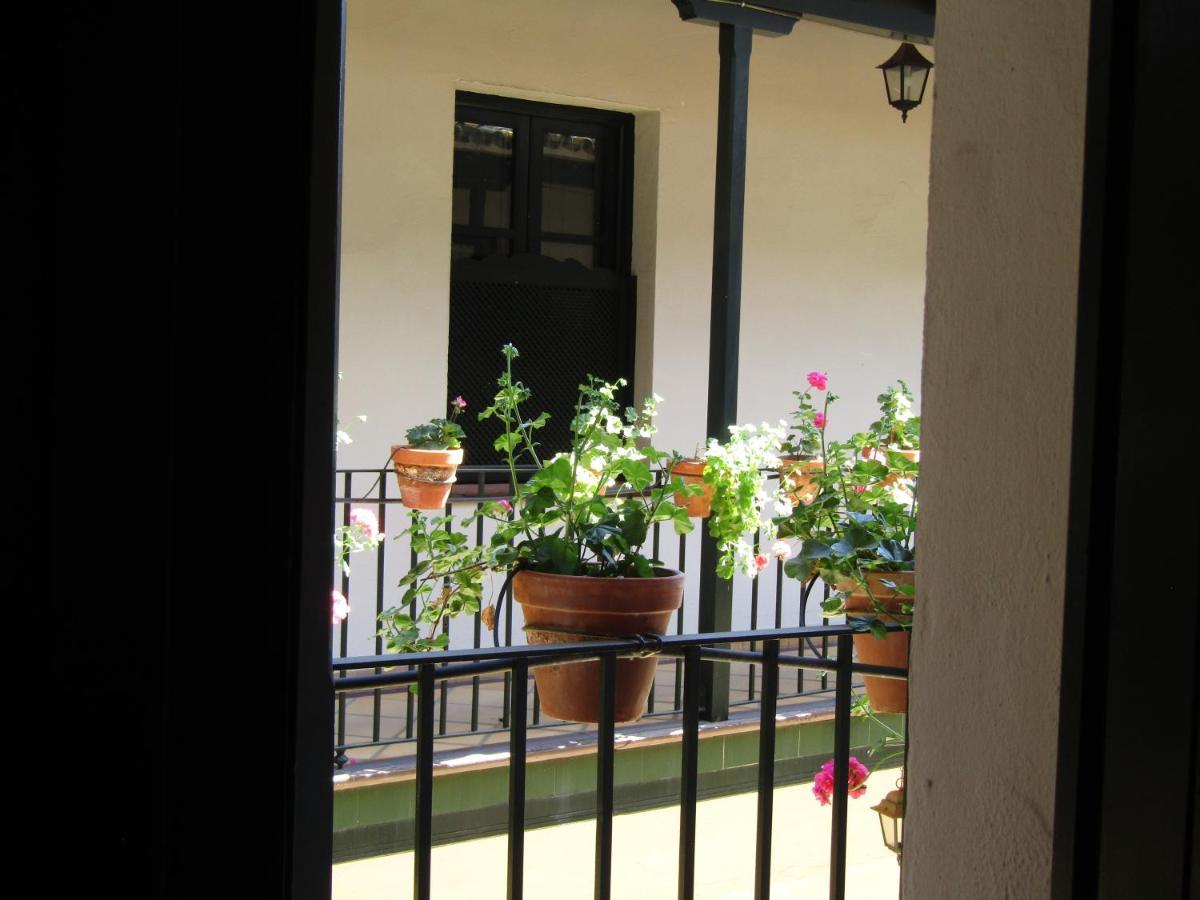 Apartamento Alameda Apartment Sevilla Bagian luar foto